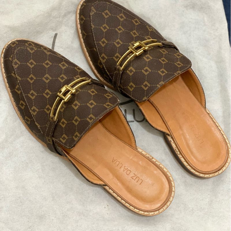 Mule Luz da Lua Monograma Sapato Feminino Luz Da Lua Usado 101864669  enjoei - Main Image