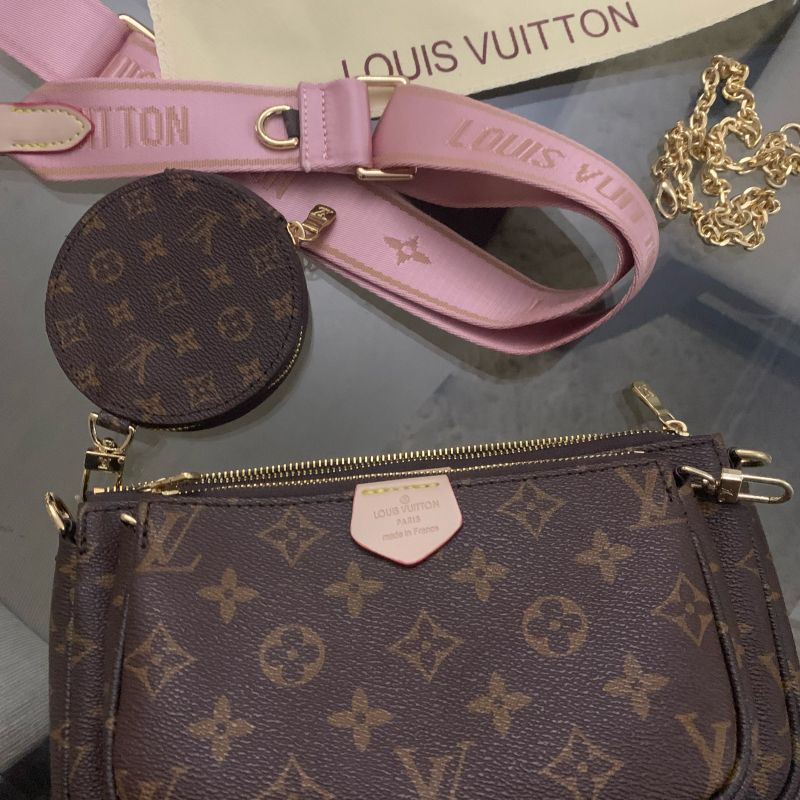 Bolsa Louis Vuitton Falsa | Bolsa de Ombro Feminina Louis Vuitton Usado  48975835 | enjoei