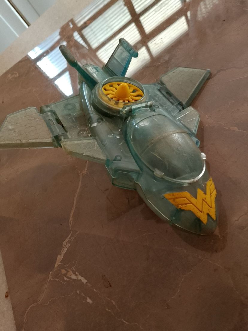 Nave Invisível da Mulher Maravilha | Brinquedo para Bebês Dc Comics ...