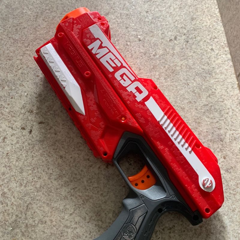 Arma Nerf Mega Vermelha Grande sem Balas | Brinquedo Nerf Usado 49272500 |  enjoei
