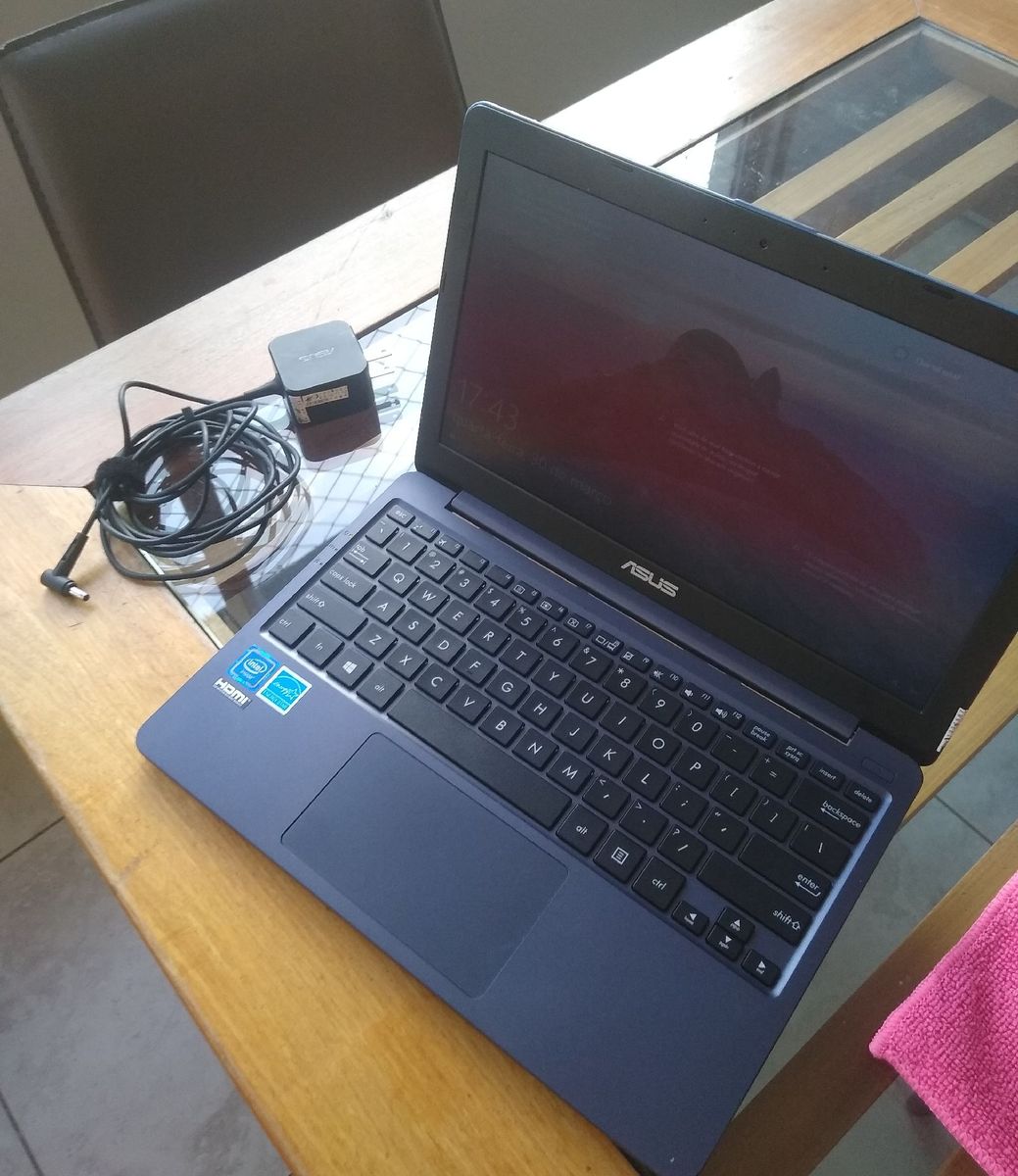 Netbook Asus E203ma Intel 2gb Ram Ssd 32gb Windows 10 Bluetooth Wi Fi Computador Netbook 8539