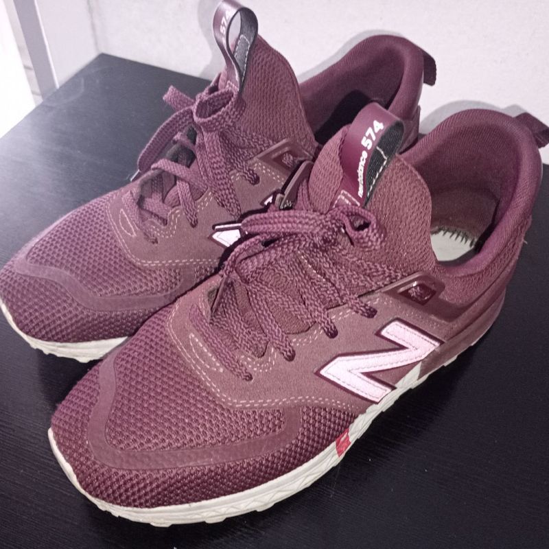 New balance store 375