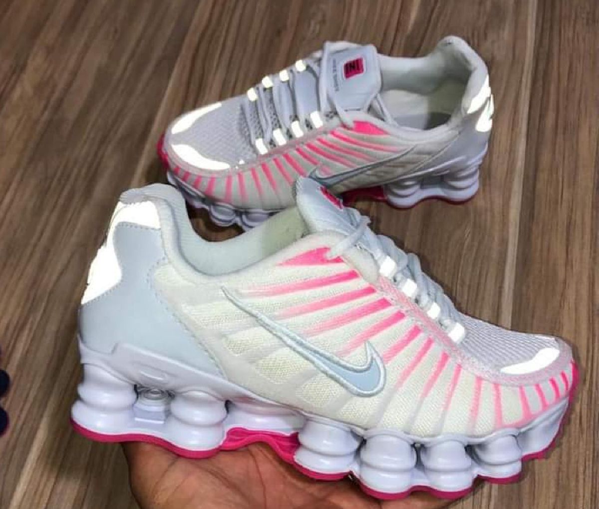 Nike 12 Molas | Tênis Feminino Nike Nunca Usado 57014215 | enjoei