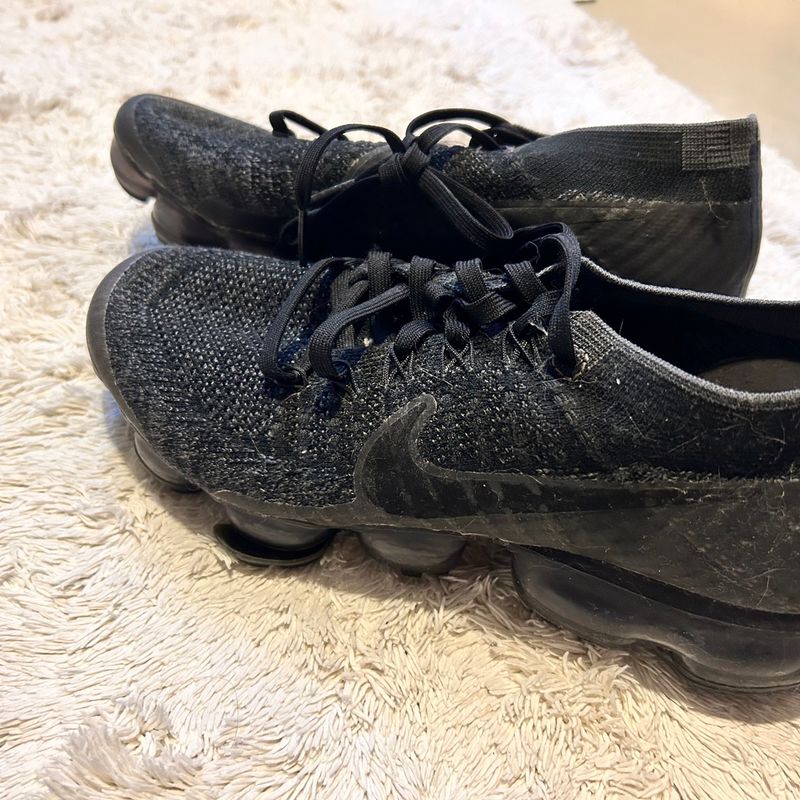 Vapormax no hot sale laces black