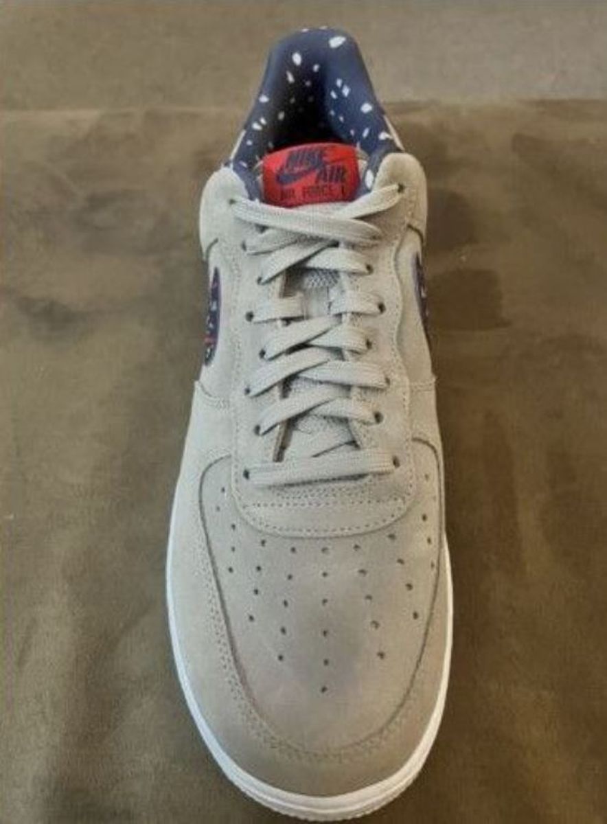 Nike air force one moon landing best sale