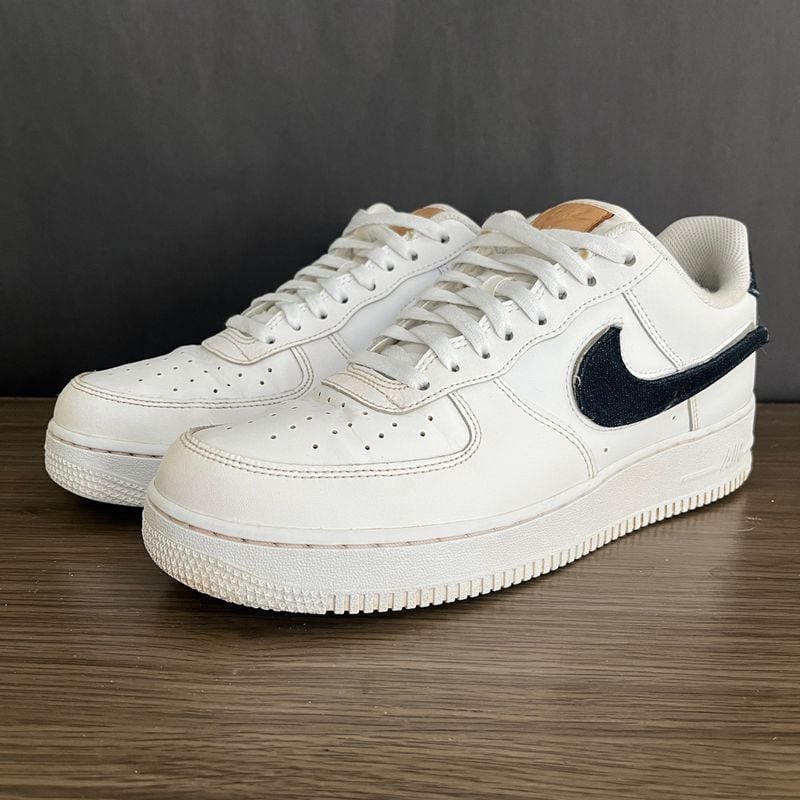 Air force ones with best sale changeable swoosh