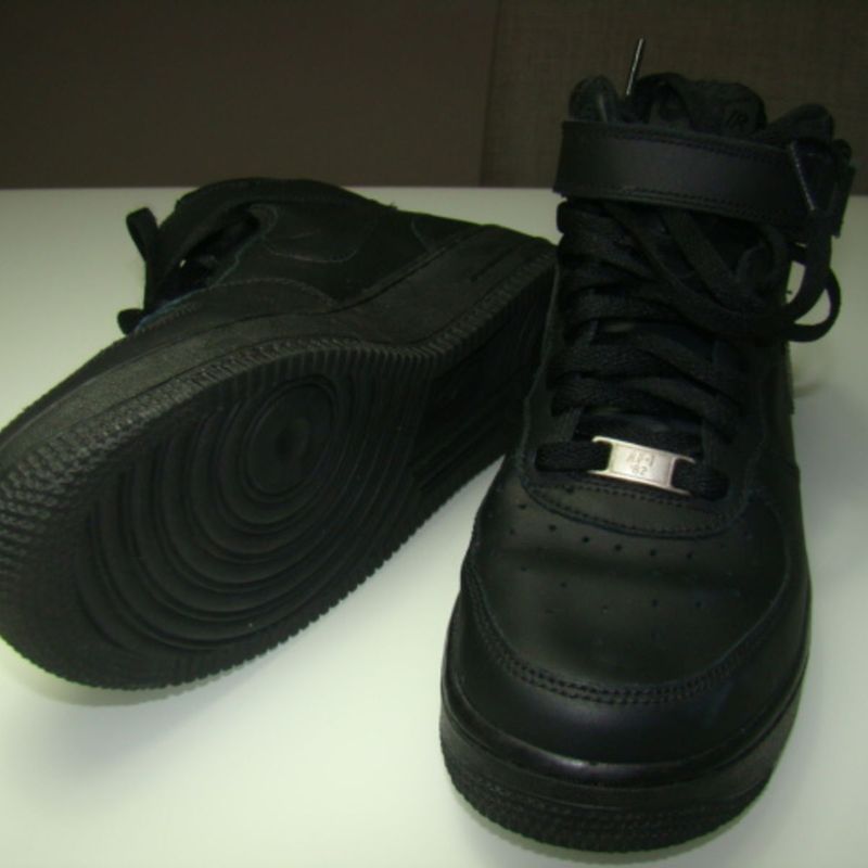 Air force hot sale preto fosco