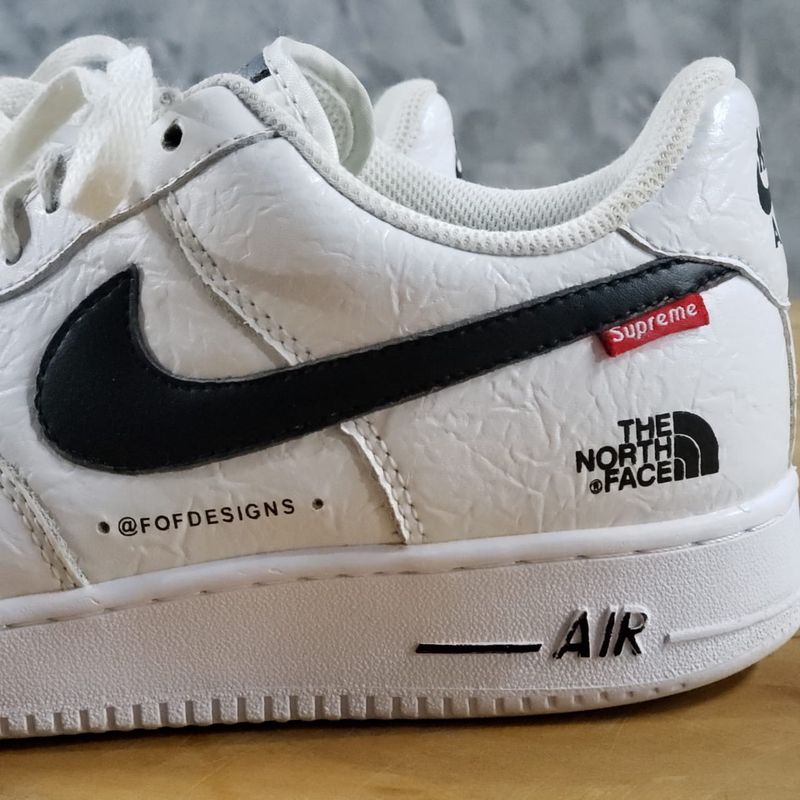 Air force 1 store north face supreme