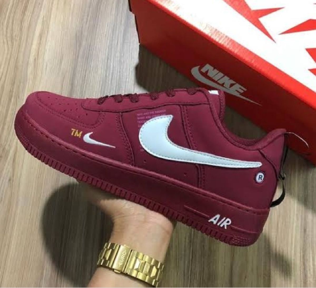 tenis da nike bordo