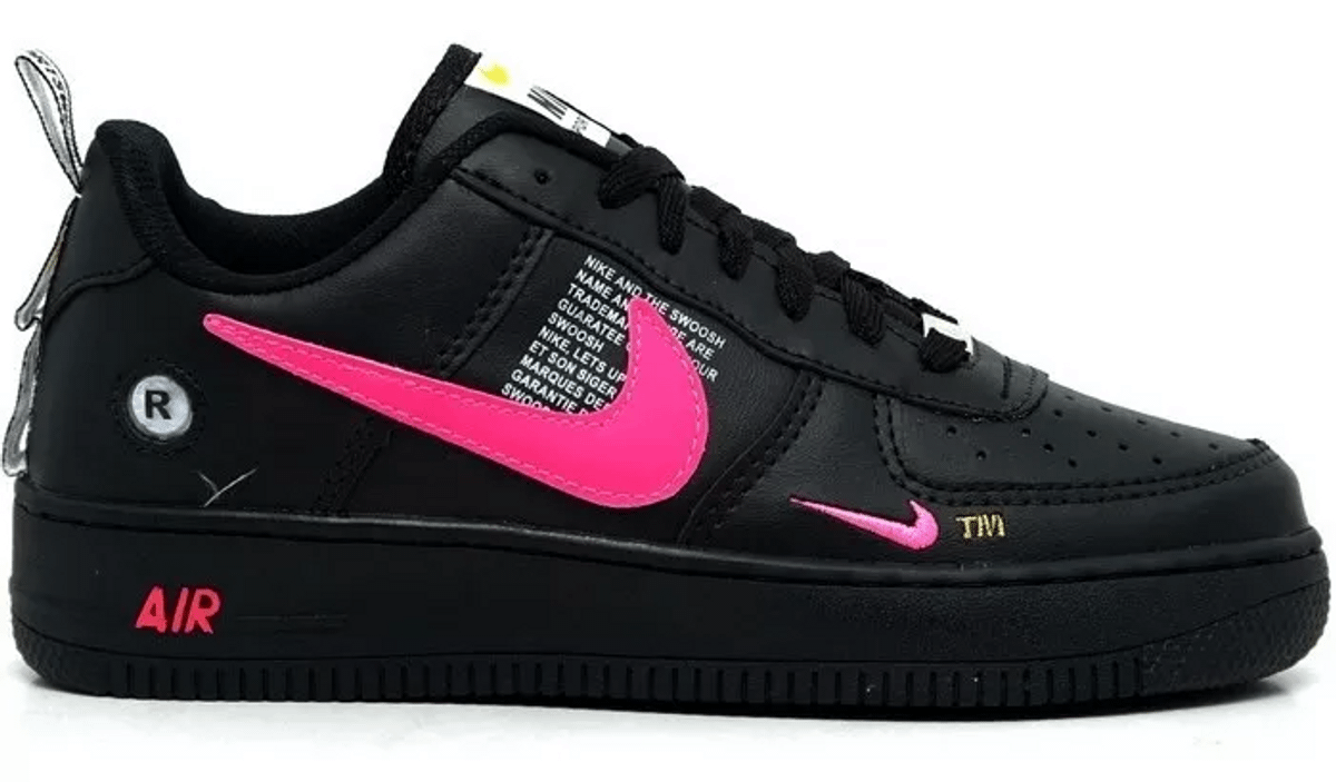tênis nike preto com rosa