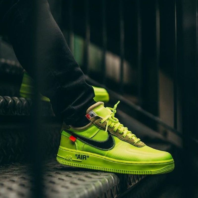 Neon 2024 nike forces