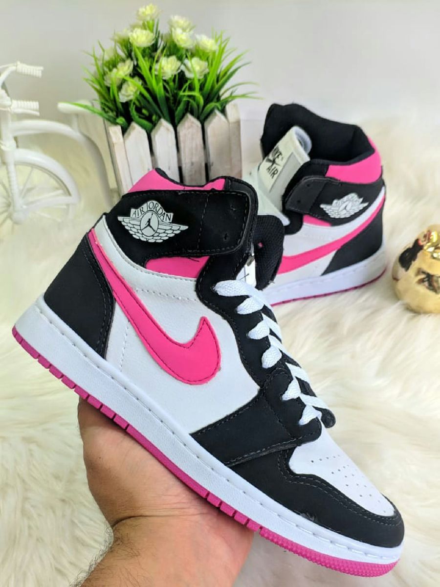 tenis jordan feminino rosa