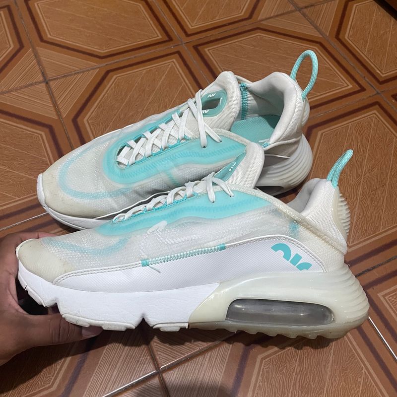 Air max 2090 store verde agua