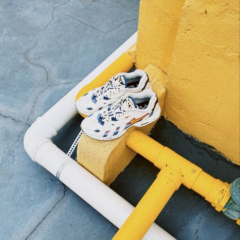 Nike Air Max 96 II QS ビーチ NIKE AIR MAX 96 II QS BEACH/UNIVERSITY GOLD-BLUE VOID 21SU-S