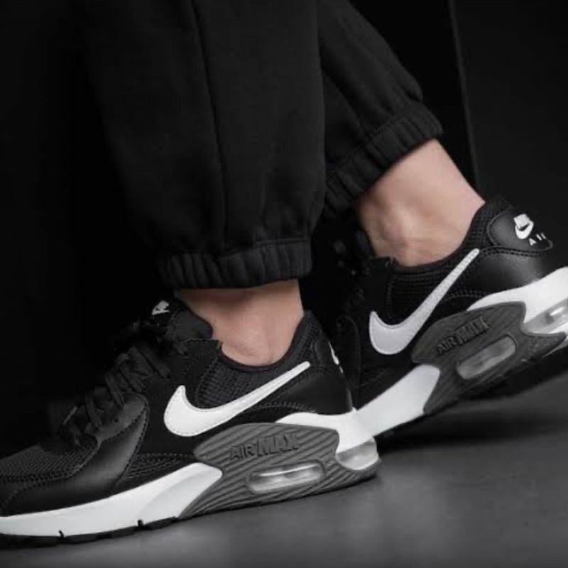 Air Max Nike Feminino Preto Casual Nike Air Max Excee Preto E - Main Image