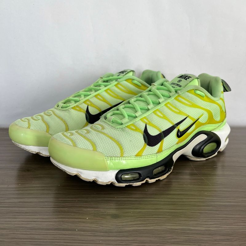 Nike Air Max Plus Tn Overbranding Lime Blast Prm Nike Usado 111228140 enjoei