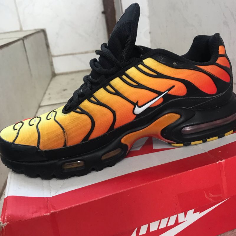 Nike air max store plus tiger orange