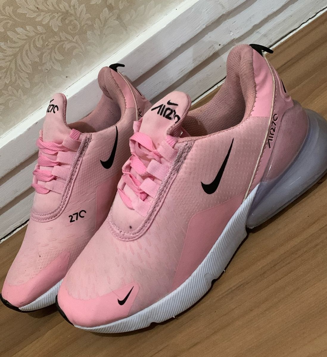 Nike rosa air max 270 hot sale