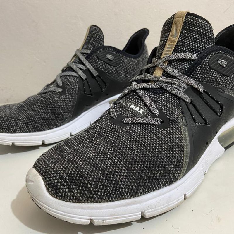 Nike Air Max Sequent Preto/Branco/Cinza Tênis Masculino Usado