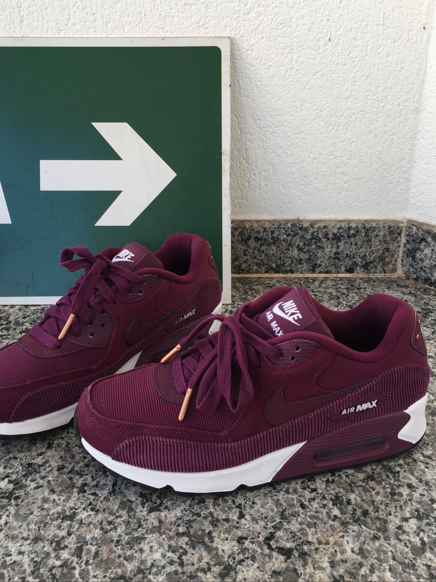 nike feminino vinho