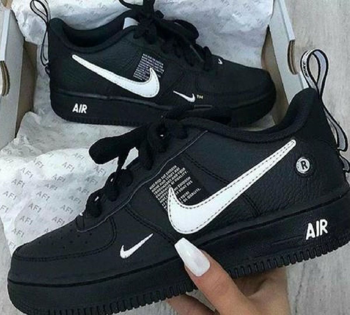 nike air feminino preto