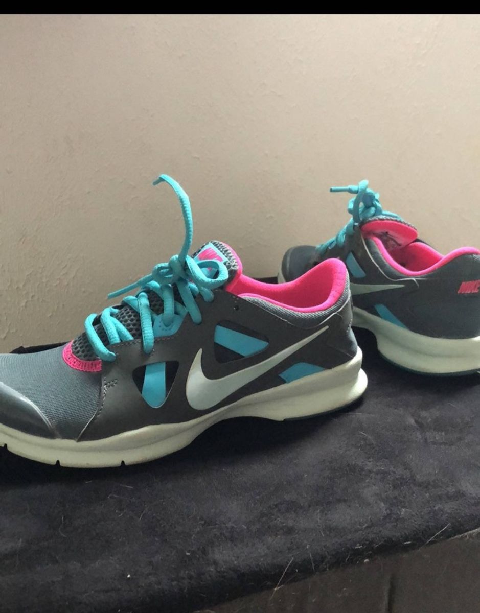 tenis nike comfort footbed feminino