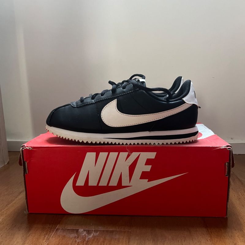 Nike sportswear sales cortez