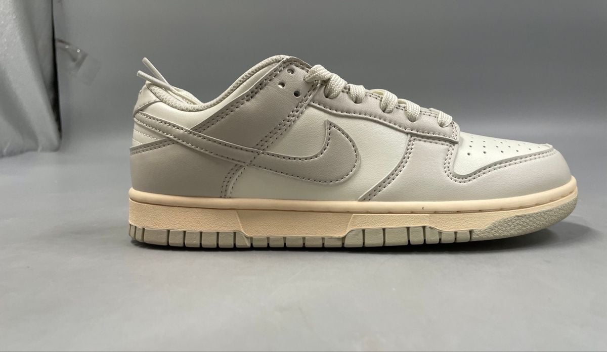 Nike Dunk Low Light Bone | Nike Usado 109583520 | enjoei