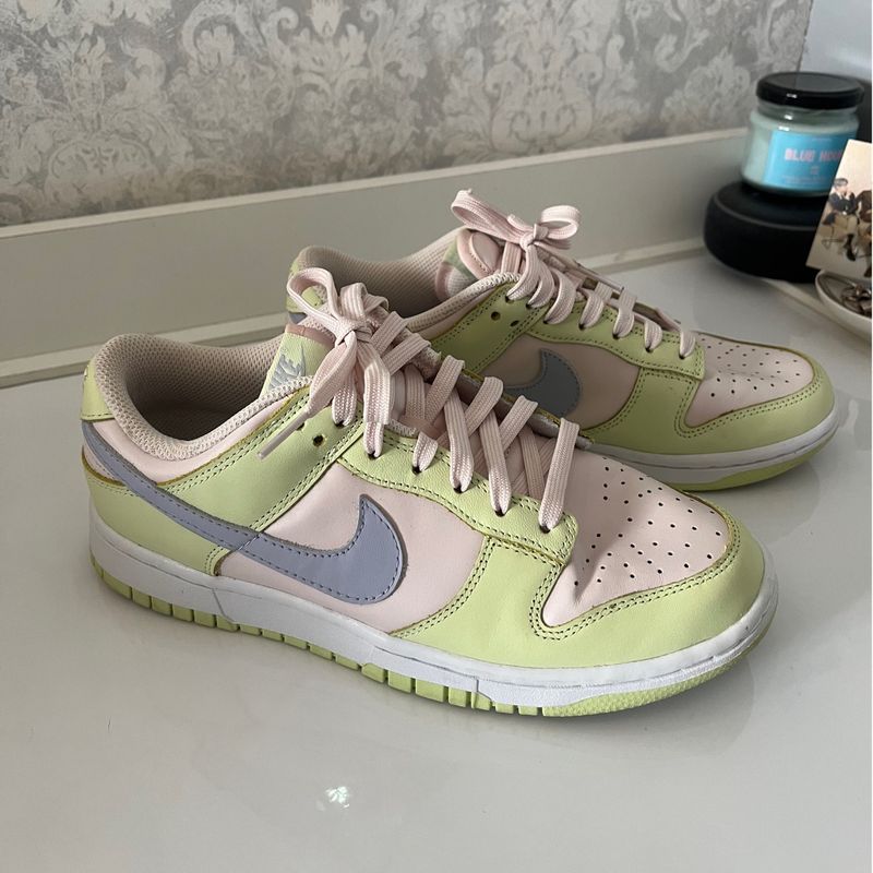 Lime nikes store