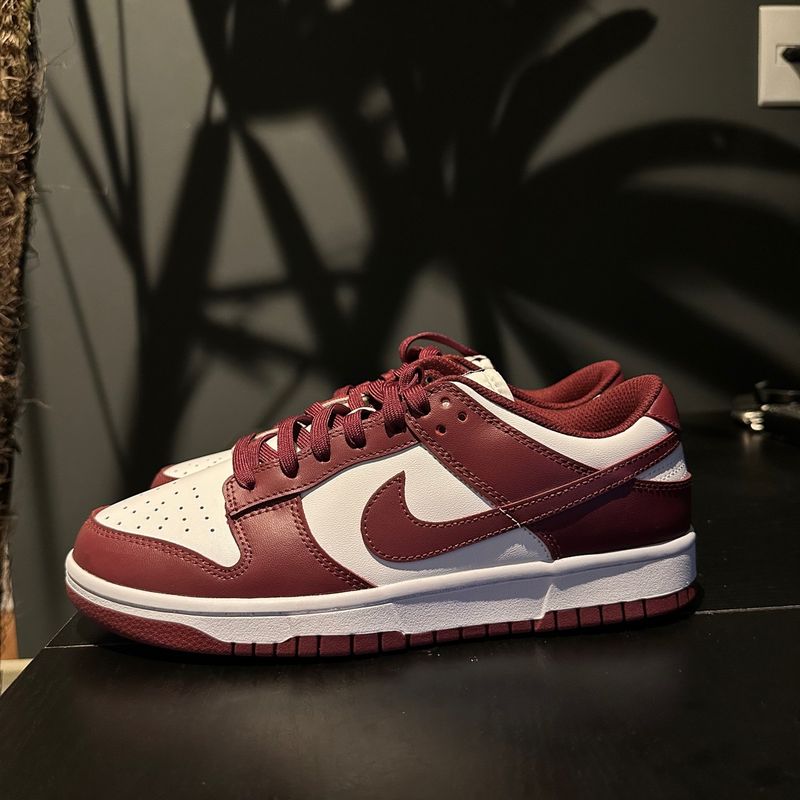 Tênis nike dunk low team red vinho