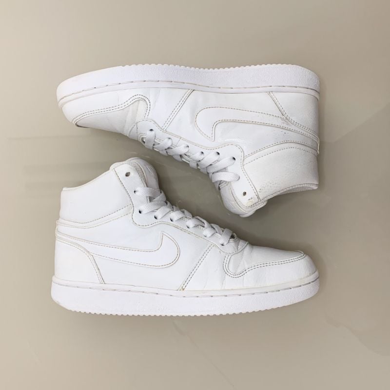 Tênis nike sportswear store ebernon mid branco