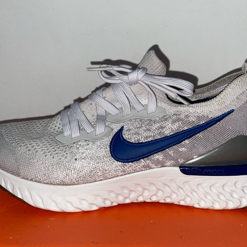 Nike epic best sale react cinza