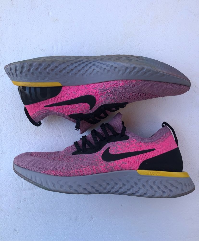 nike epic react pink blast