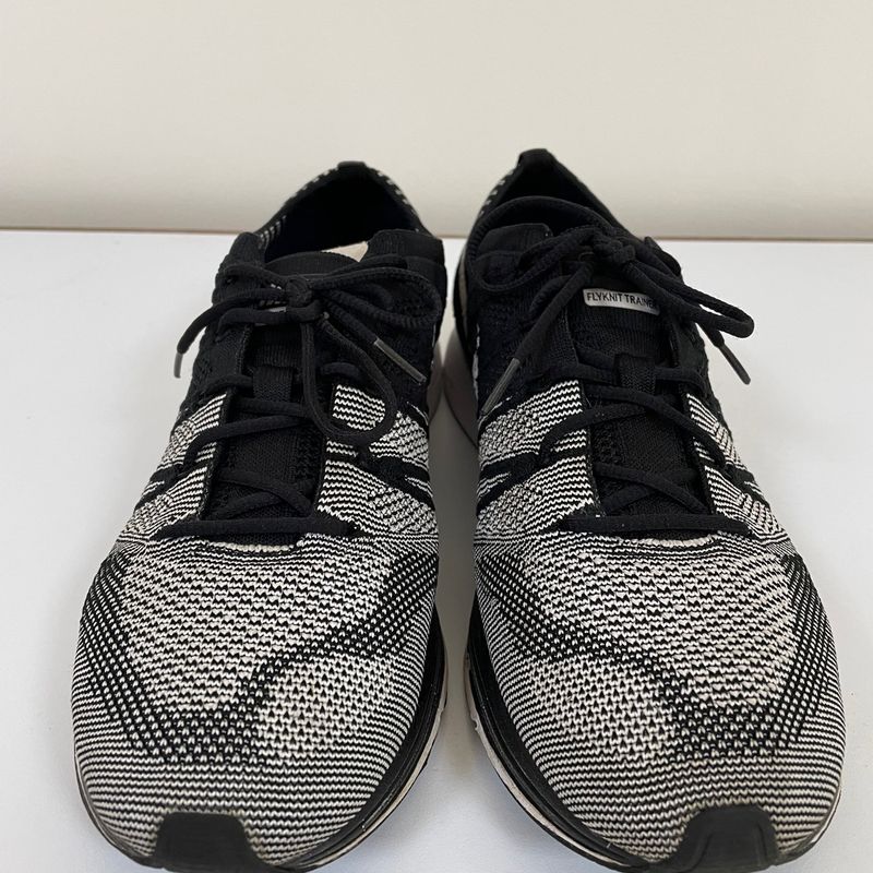 Nike store trainer oreo