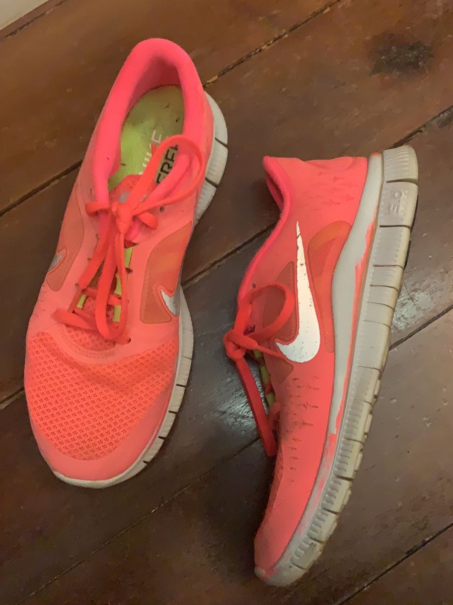 nike free run orange and pink