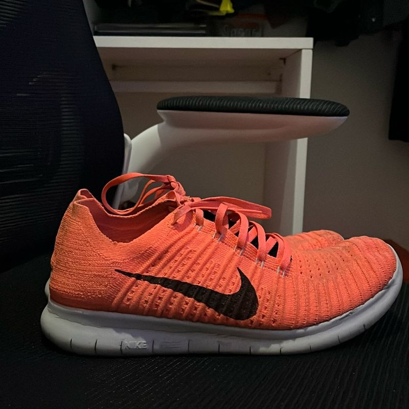 Nike free fashion run flyknit red