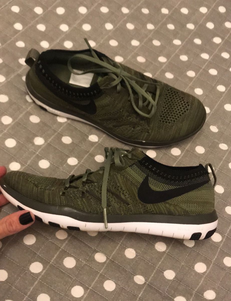tenis nike feminino verde musgo