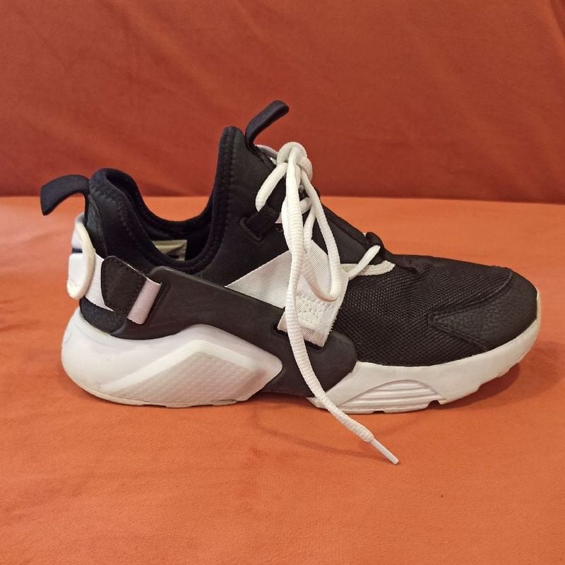 Shoe 2024 city huaraches