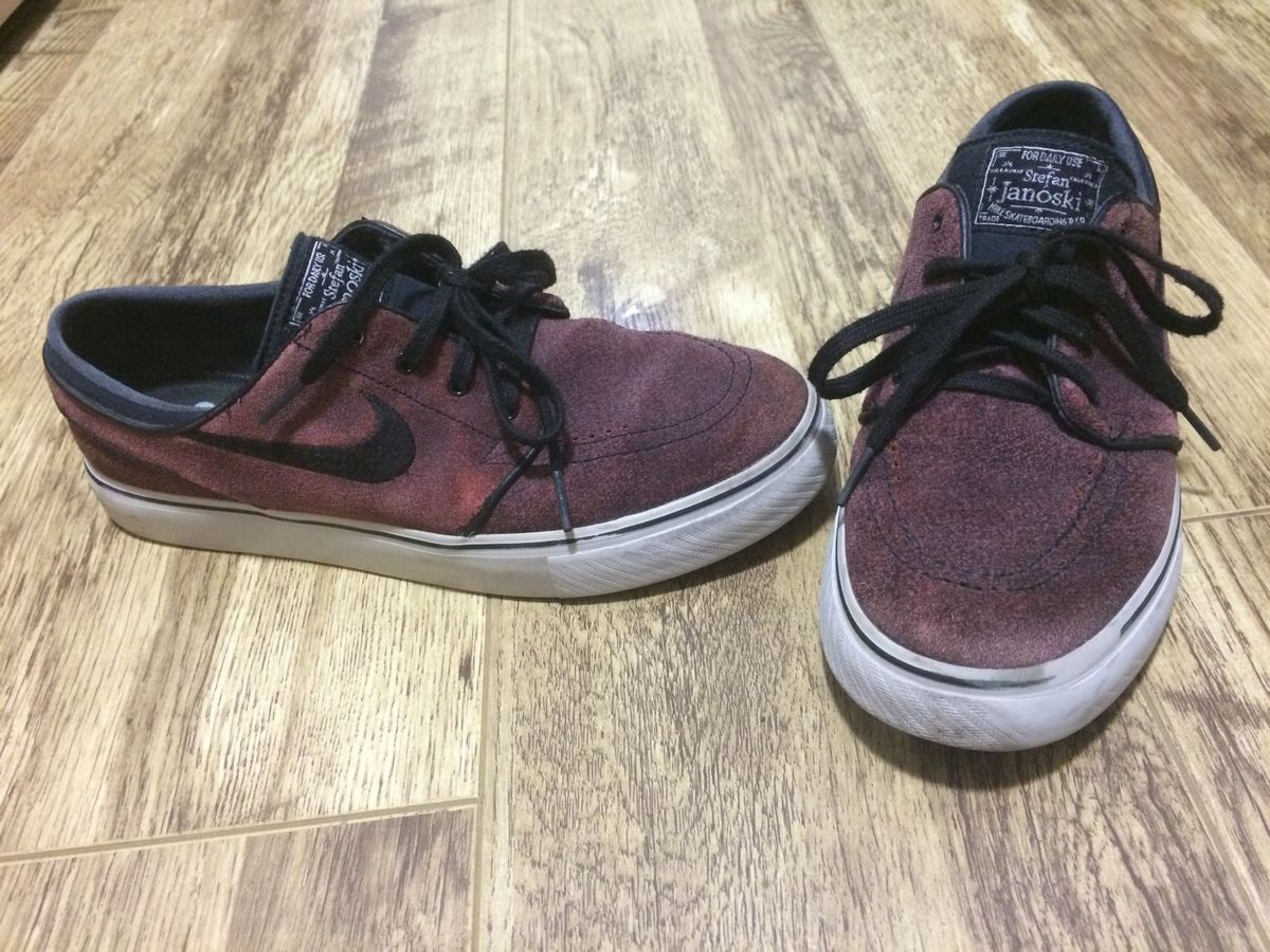 Nike store janoski vinho