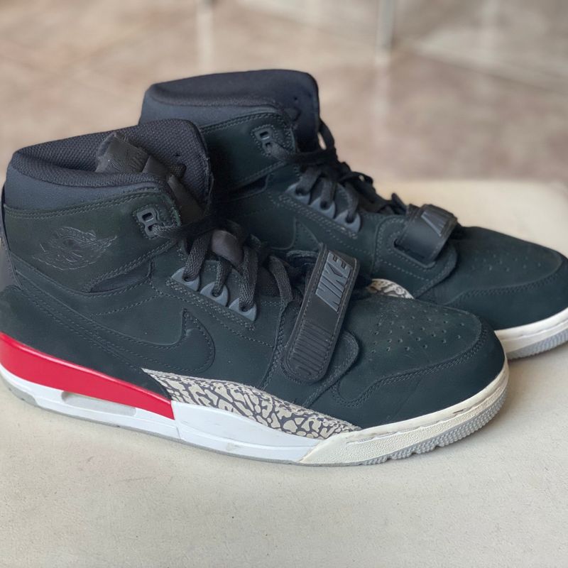 What is store jordan legacy 312