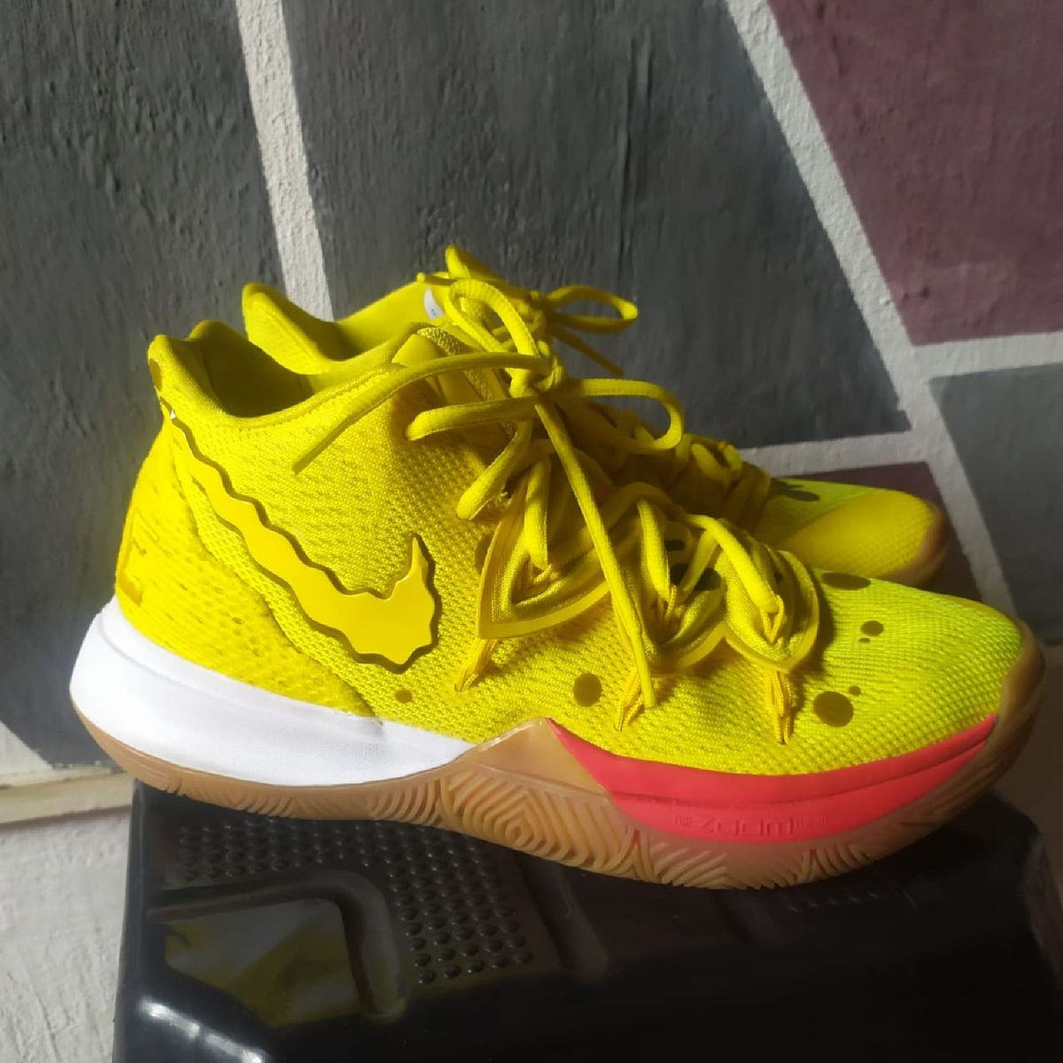 kyrie 5 bob