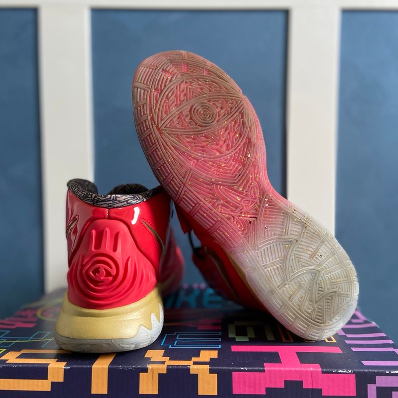 Nike Kyrie 6 Allstar Trophies / Tênis de Basquete / Basqueteira