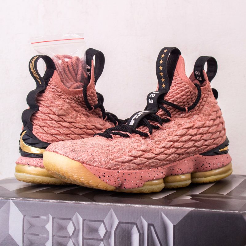 Lebron xv pink online