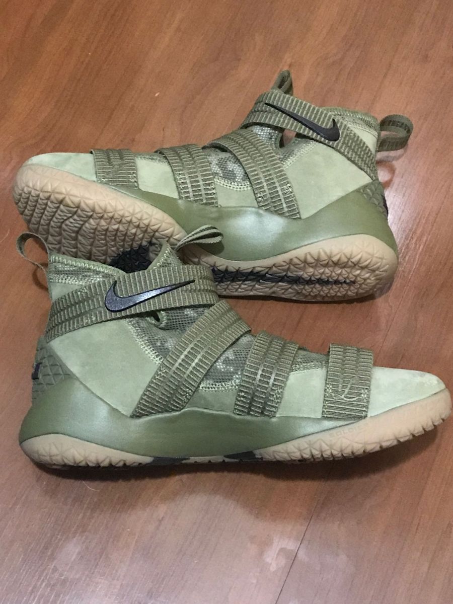 tênis nike lebron soldier