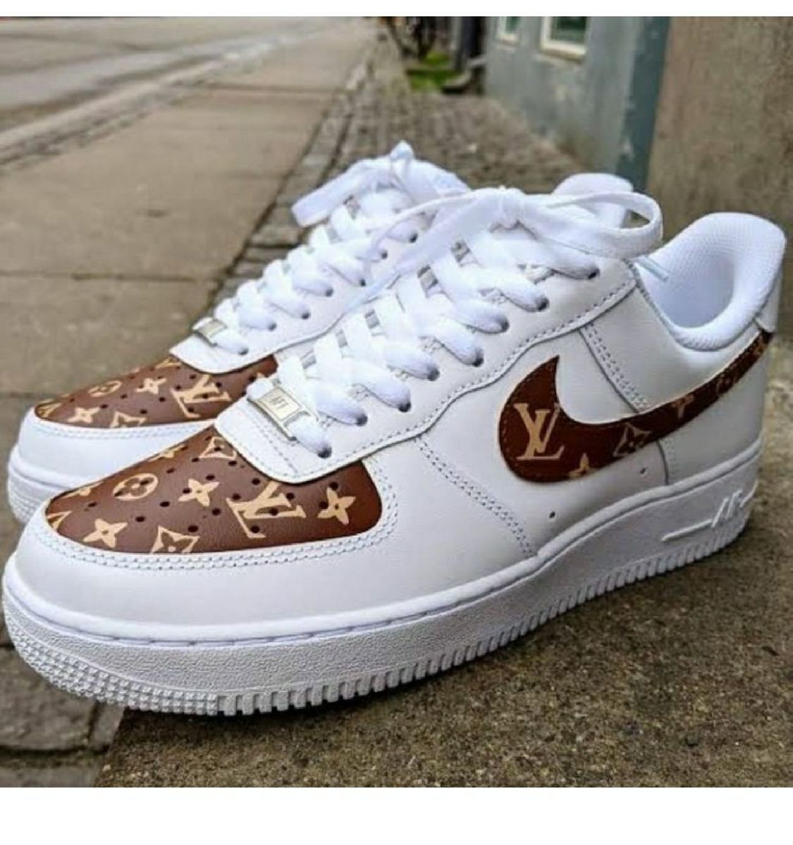 nike 200 louis vuitton