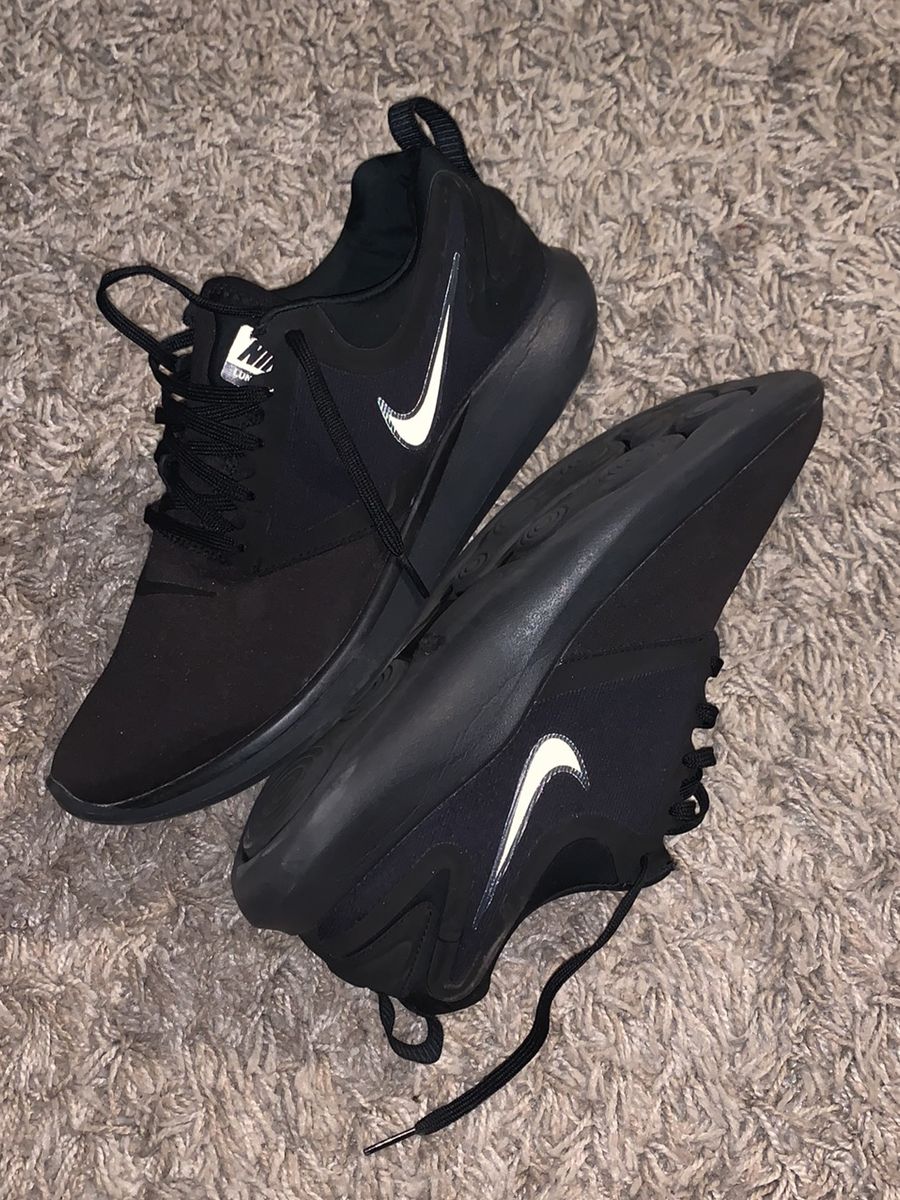 nike shox flywire