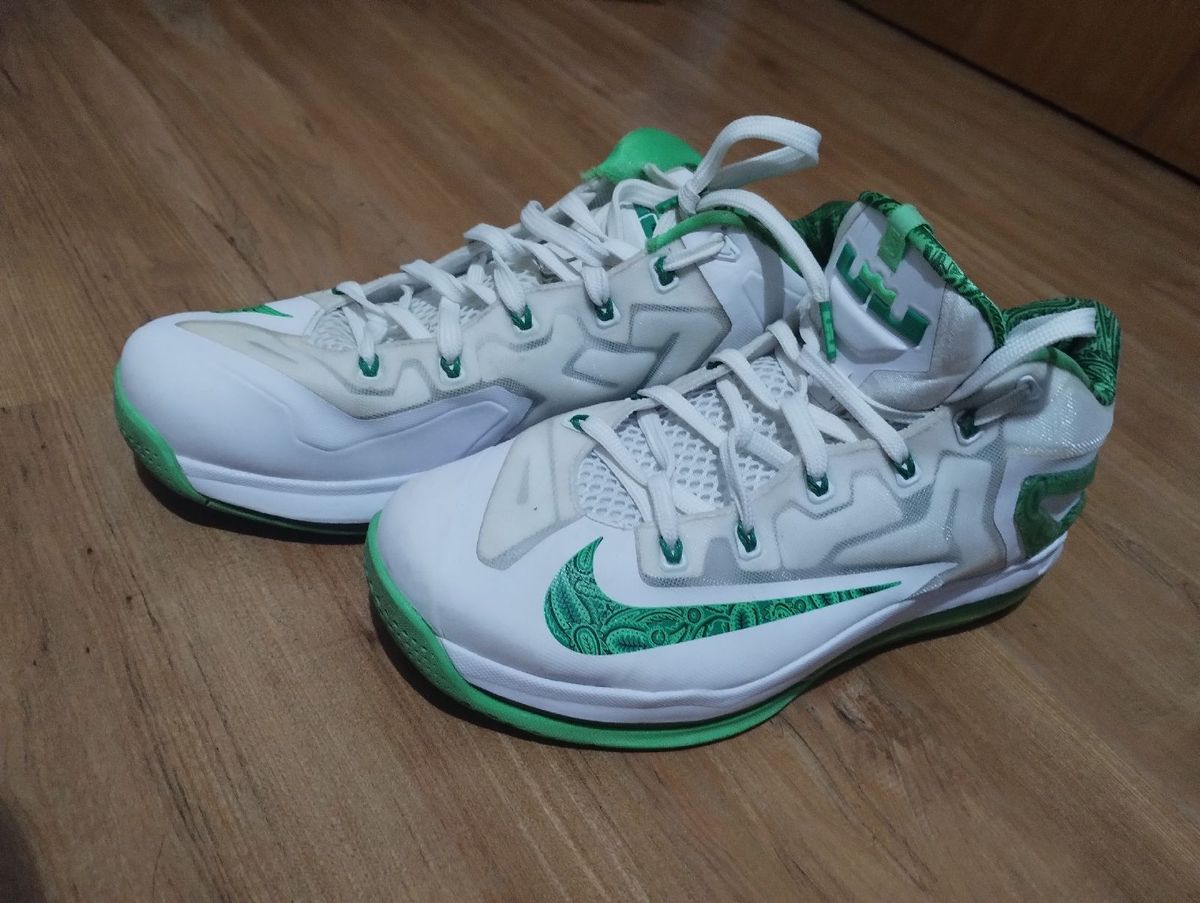 Nike max cheap lebron 11 low