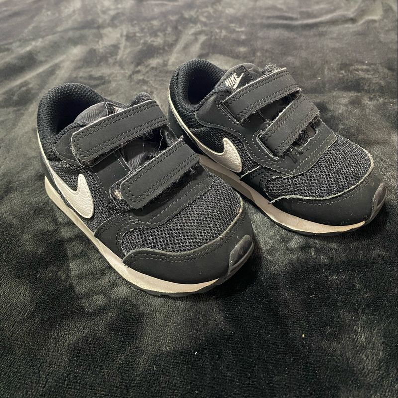 Nike runner cheap 2 black