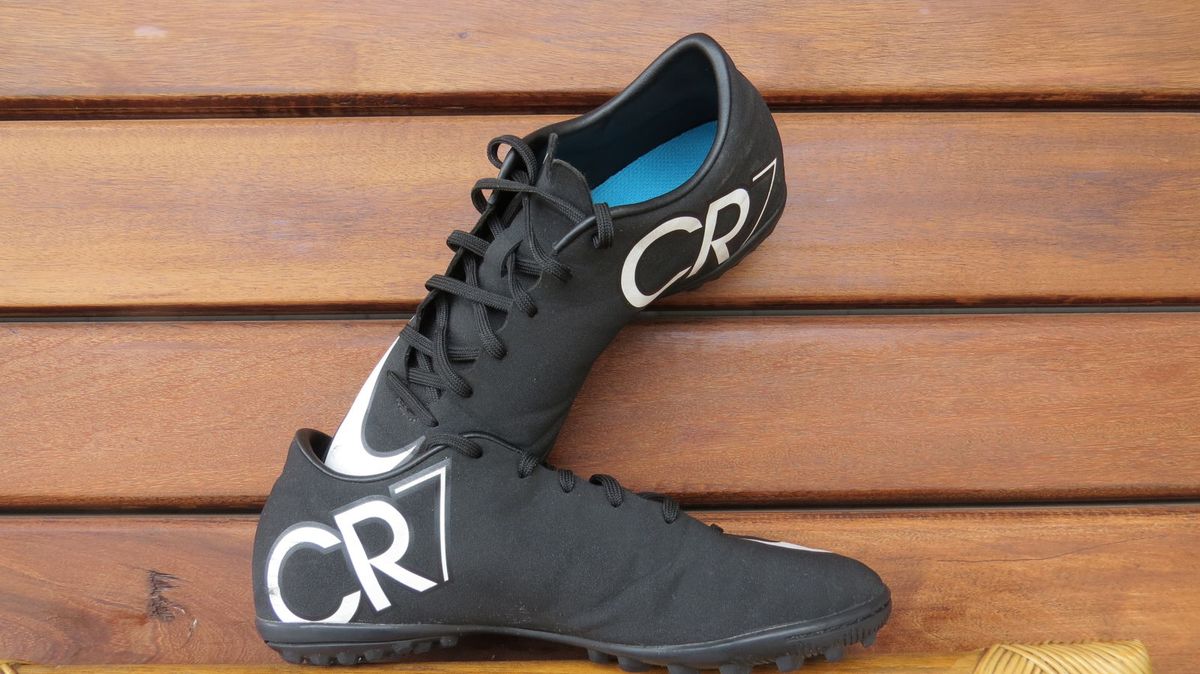 chuteira mercurial society cr7