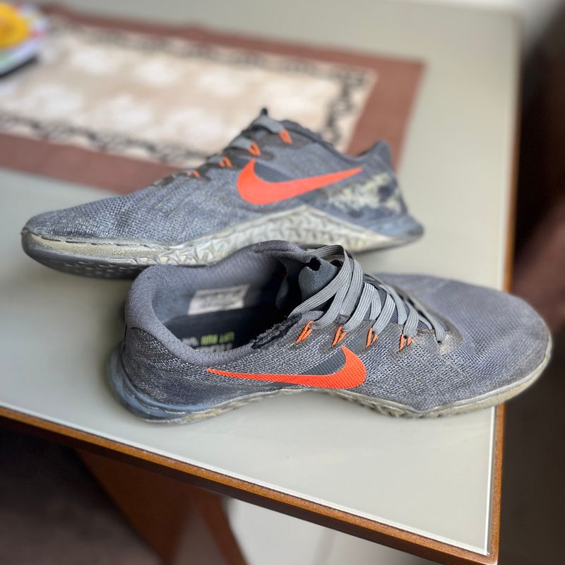 Nike metcon store 3 grey